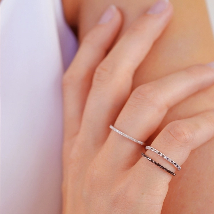 Endless Ring Black & White 